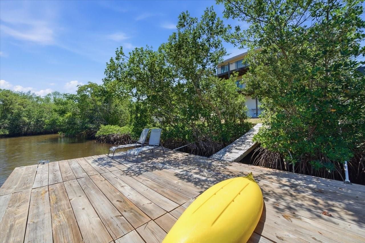 1130 S Florida Avenue, Tarpon Springs, FL 34689 Photo