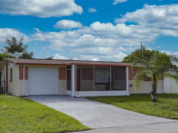 2048 MELODY DRIVE , HOLIDAY, FL 34691