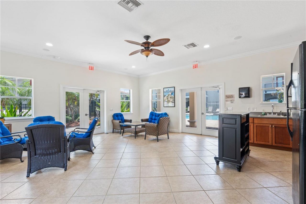 210 Valencia Circle , Saint Petersburg, FL 33716 Photo