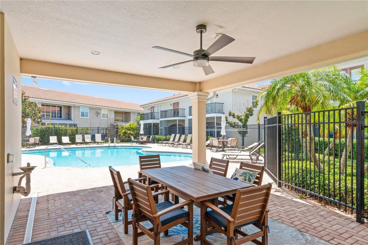 210 Valencia Circle , Saint Petersburg, FL 33716 Photo