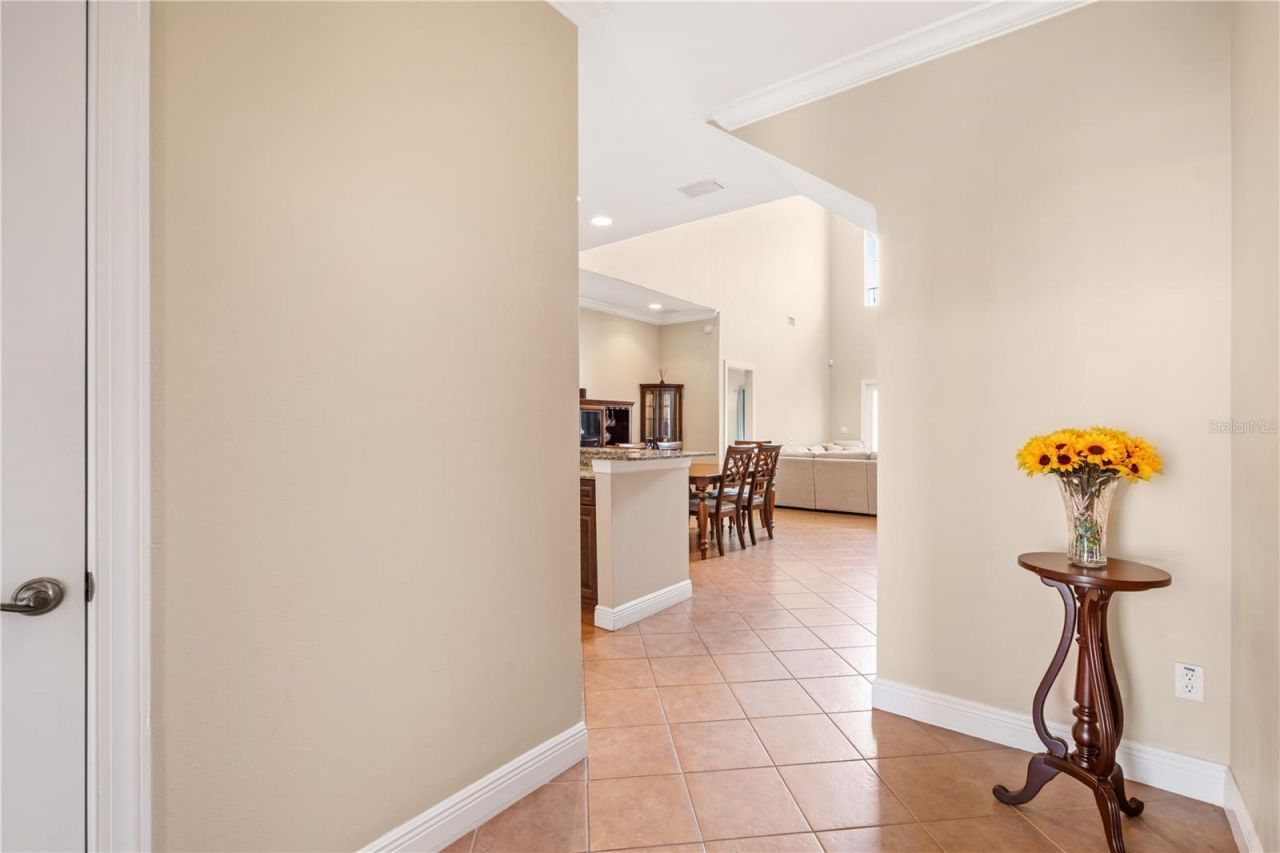 210 Valencia Circle , Saint Petersburg, FL 33716 Photo