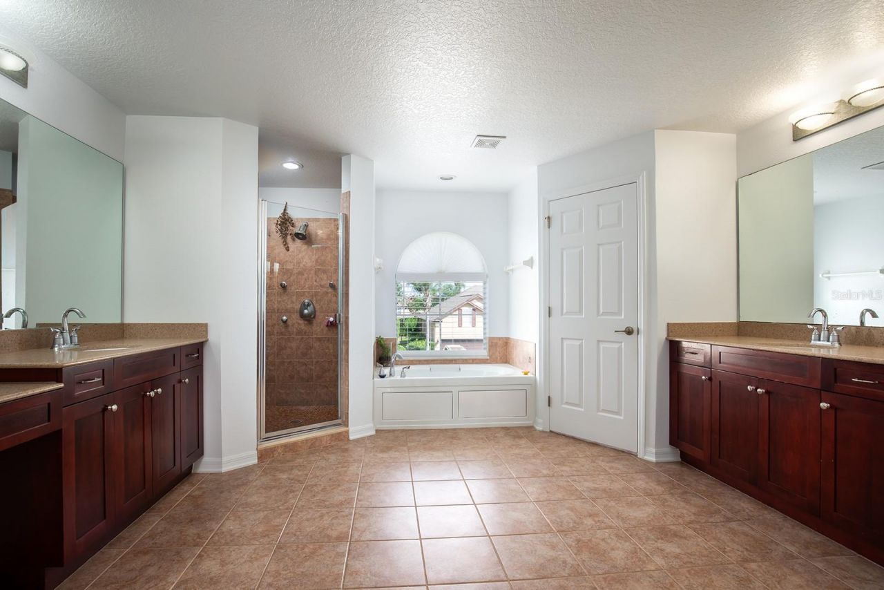 2469 Orsota Circle , Ocoee, FL 34761 Photo