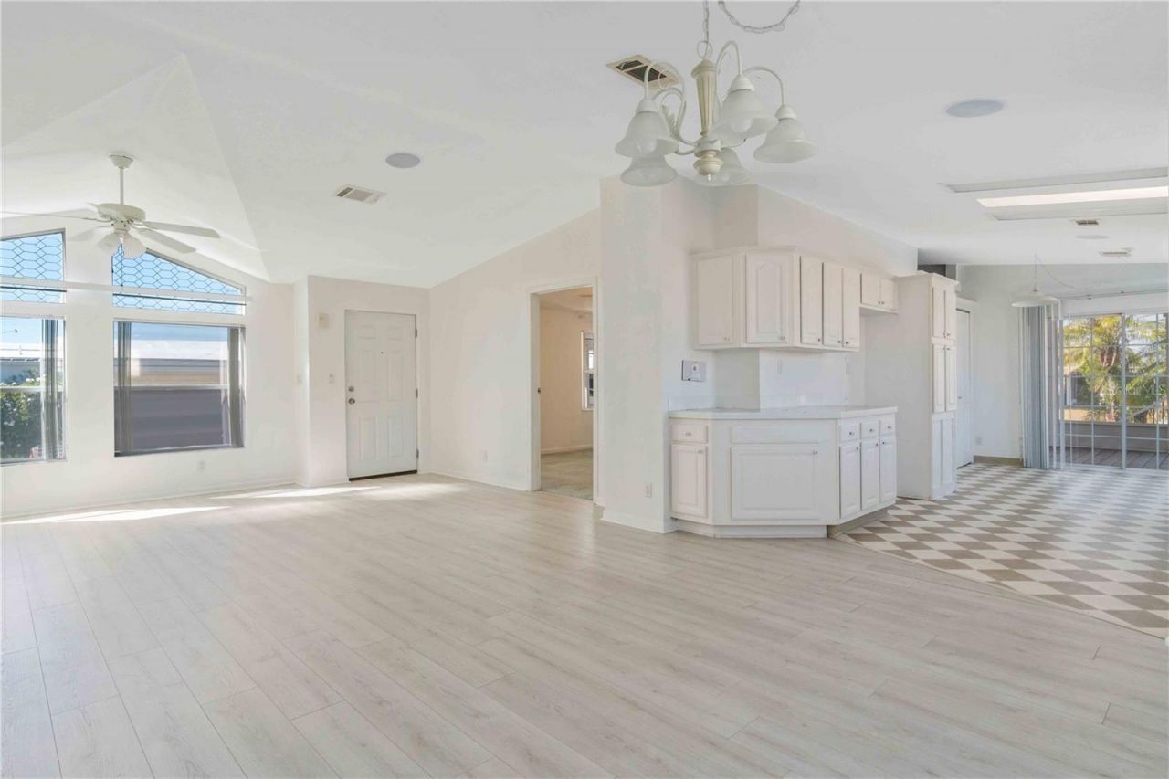 527 Fleetwood Street , North Port, FL 34287 Photo