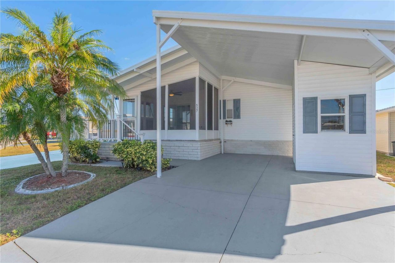 527 Fleetwood Street , North Port, FL 34287 Photo