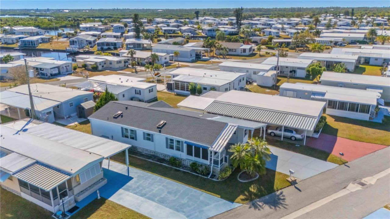 527 Fleetwood Street , North Port, FL 34287 Photo