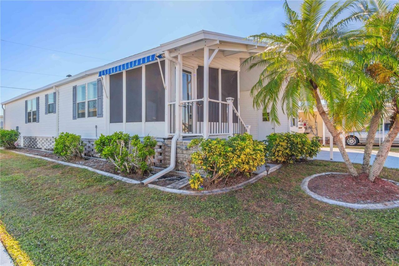 527 Fleetwood Street , North Port, FL 34287 Photo