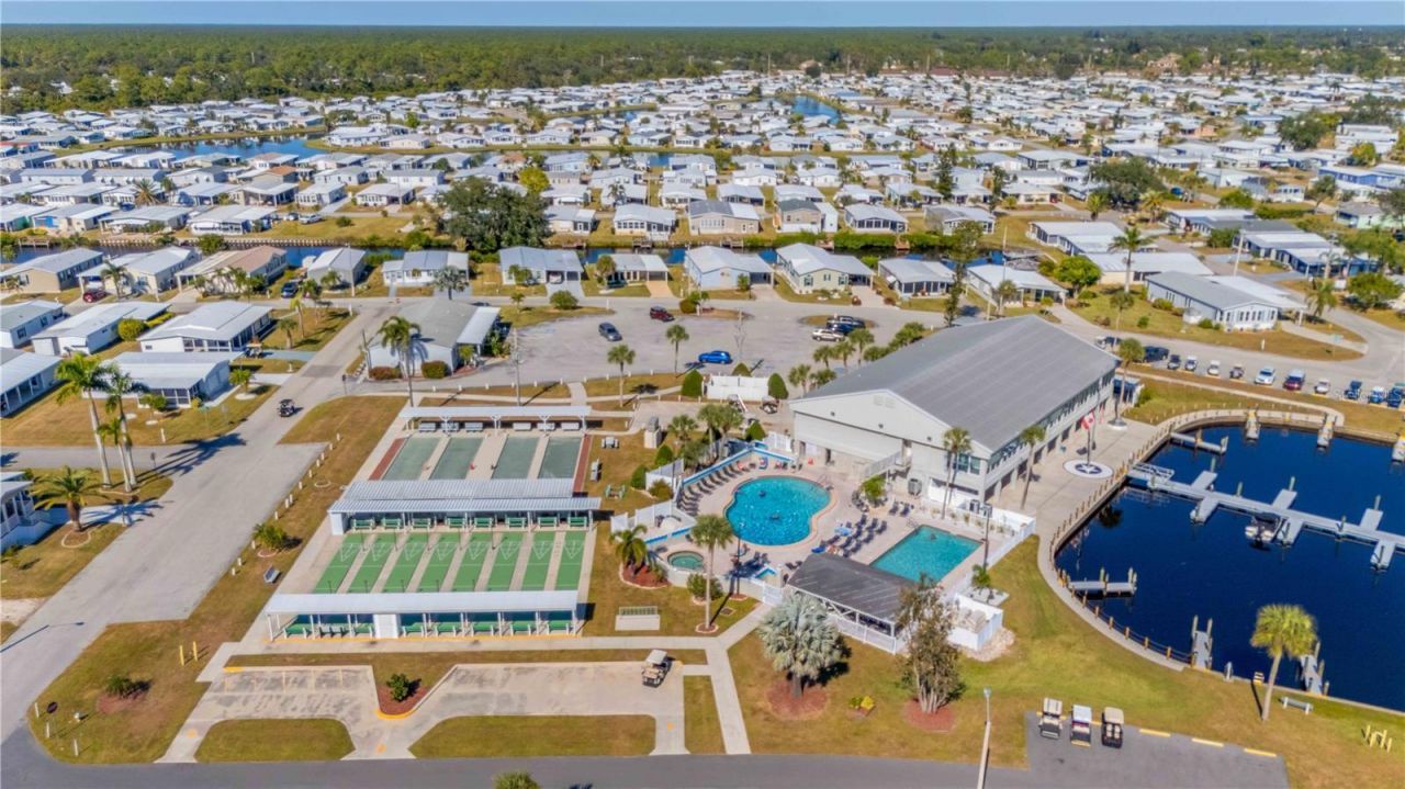 527 Fleetwood Street , North Port, FL 34287 Photo