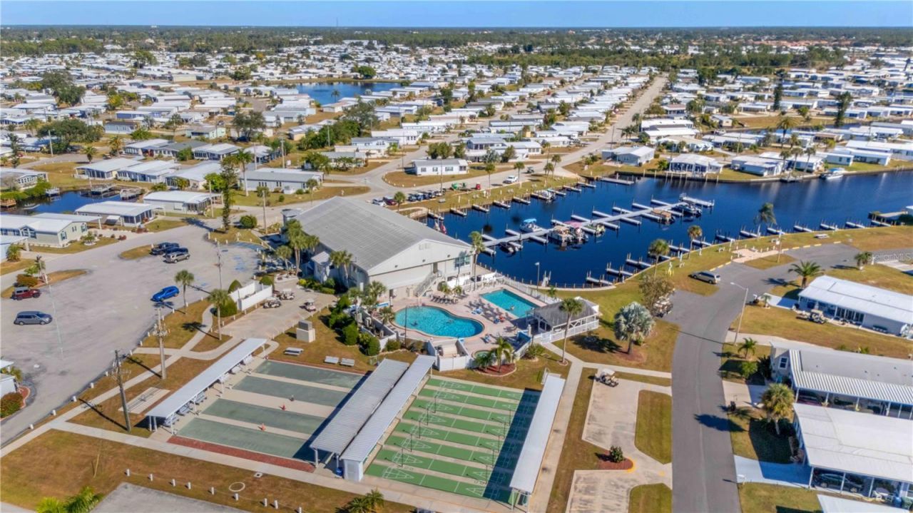 527 Fleetwood Street , North Port, FL 34287 Photo