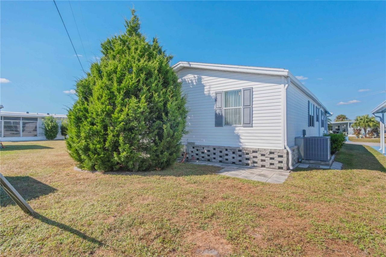 527 Fleetwood Street , North Port, FL 34287 Photo