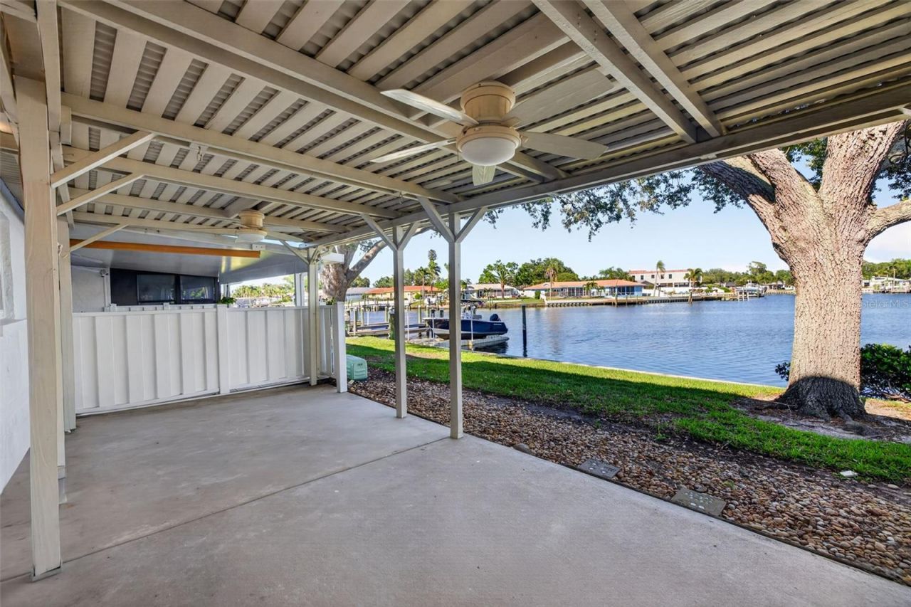 6497 Cape Hatteras Way Ne, Unit 3, Saint Petersburg, FL 33702 Photo