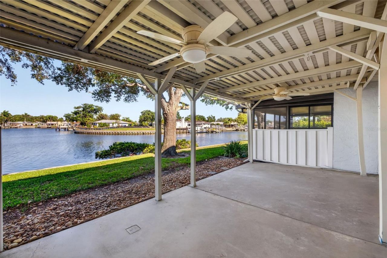 6497 Cape Hatteras Way Ne, Unit 3, Saint Petersburg, FL 33702 Photo