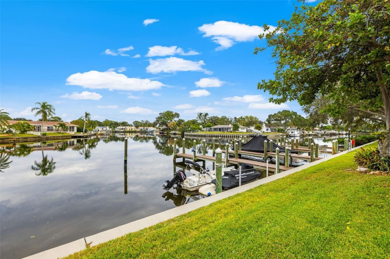 6497 Cape Hatteras Way Ne, Unit 3, Saint Petersburg, FL 33702 Photo