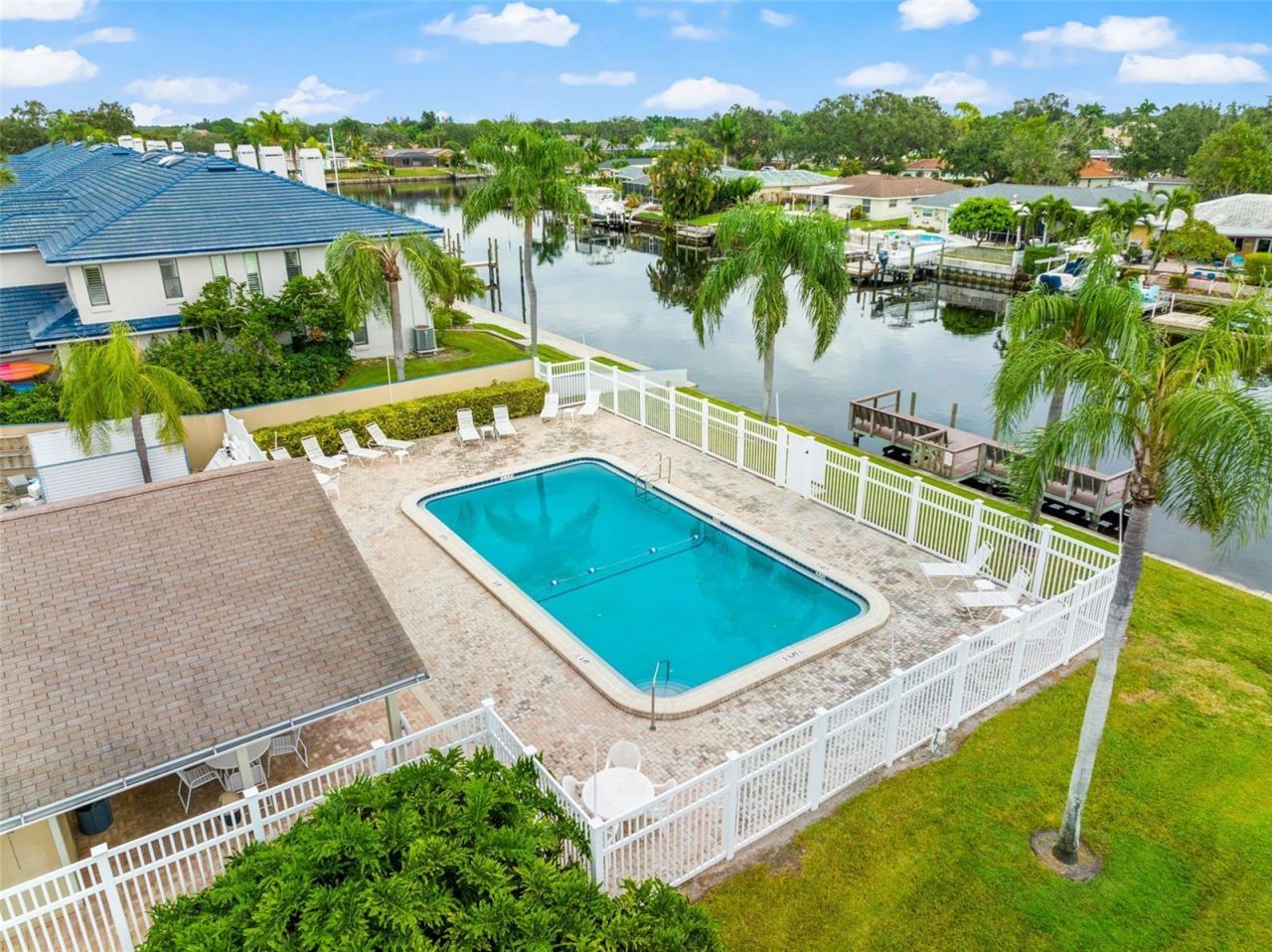 6497 Cape Hatteras Way Ne, Unit 3, Saint Petersburg, FL 33702 Photo