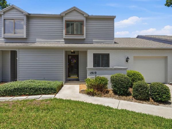 1910 SE 37TH COURT CIRCLE , OCALA, FL 34471