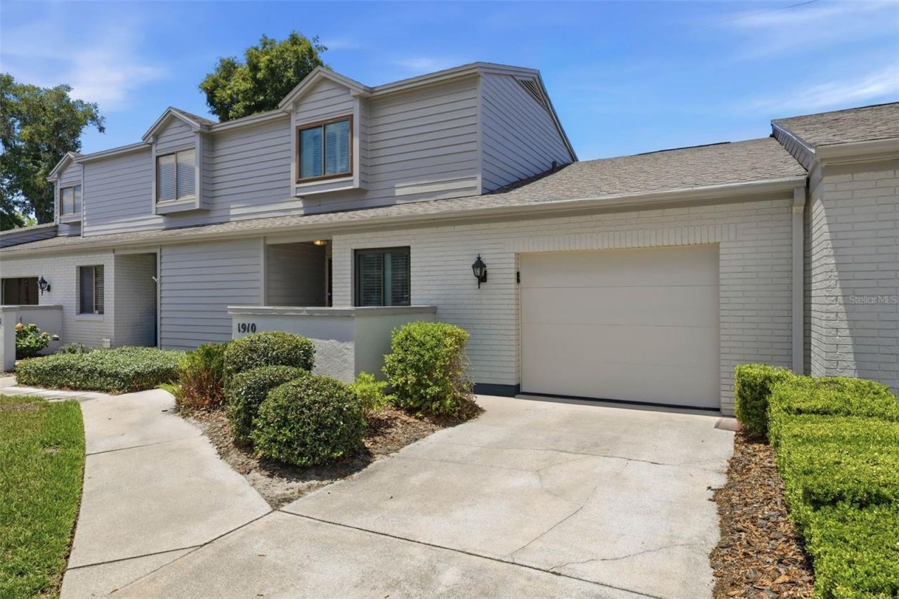 1910 SE 37th Court Circle , Ocala, FL 34471 Photo