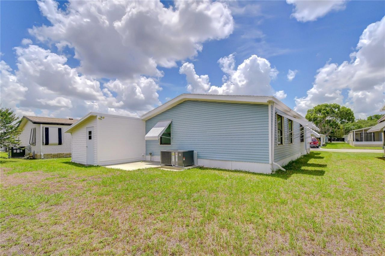 35123 Colony Hills Drive , Zephyrhills, FL 33541 Photo