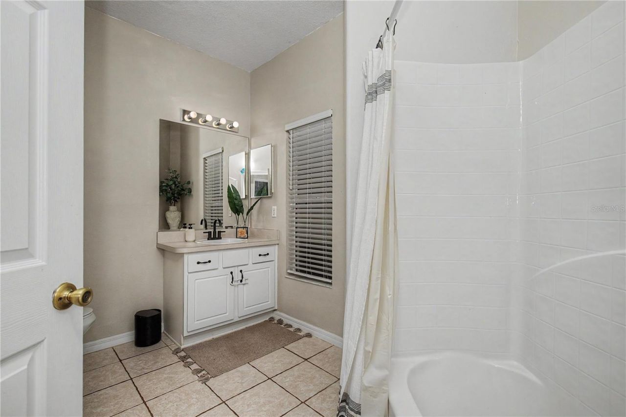 2415 NE 29th Terrace , Ocala, FL 34470 Photo