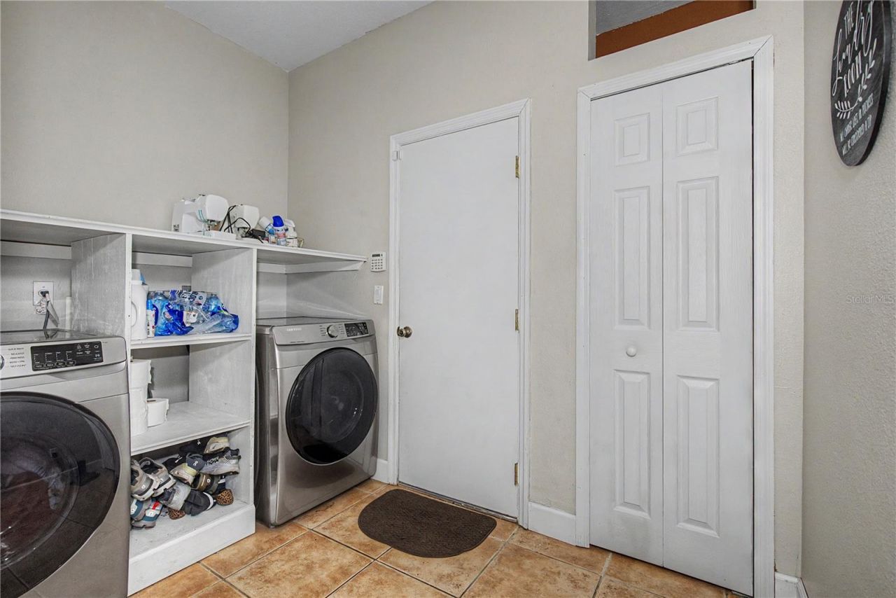 2415 NE 29th Terrace , Ocala, FL 34470 Photo