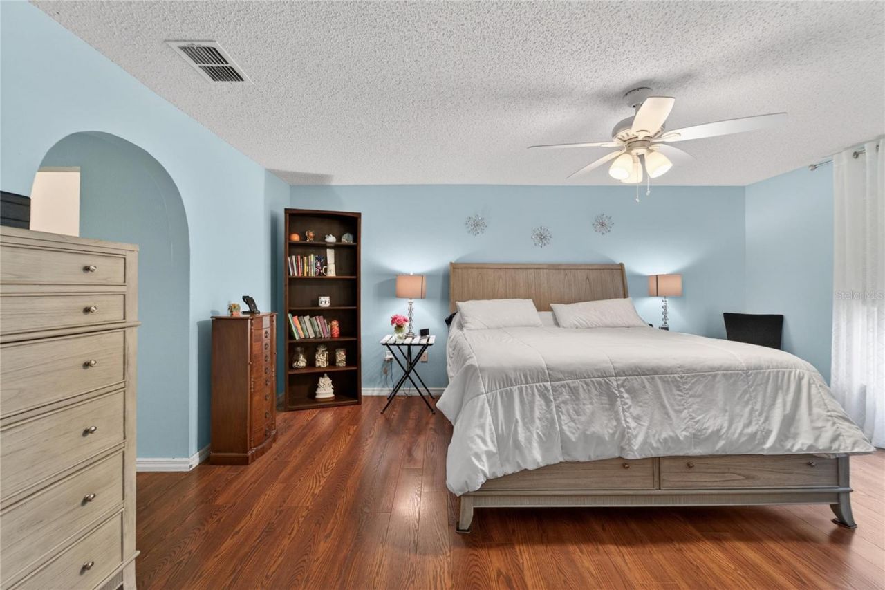 1201 Dragon Head Drive , Valrico, FL 33594 Photo