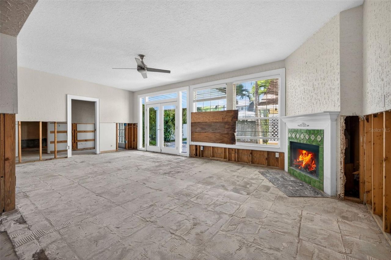 835 16th Avenue Ne, Saint Petersburg, FL 33704 Photo
