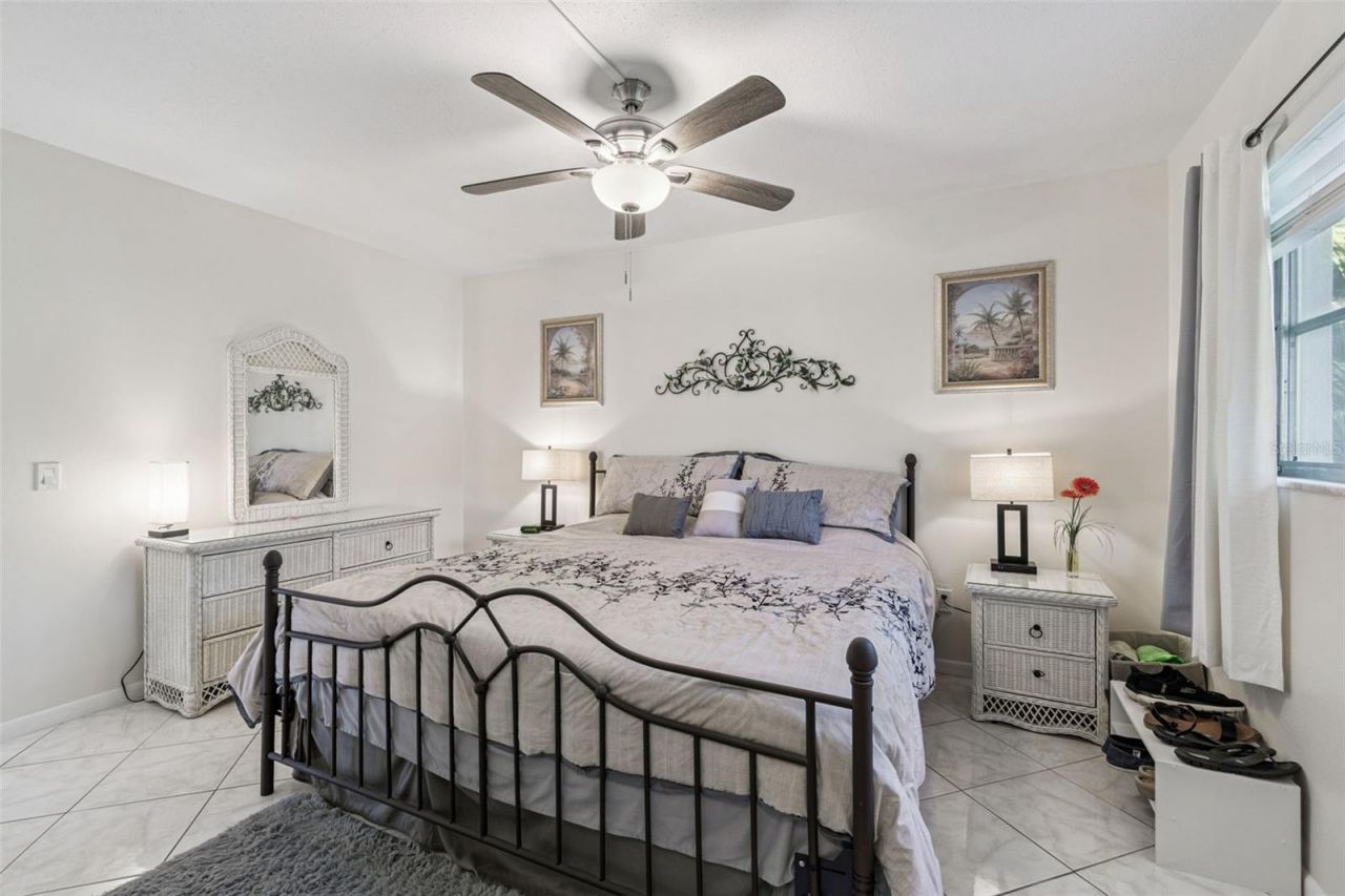 2750 E Bay Drive, Unit 12B, Largo, FL 33771 Photo
