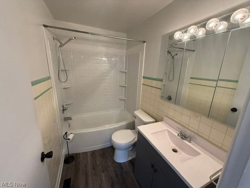 740 Ashwood Lane NE, New Philadelphia, OH 44663 Photo 8