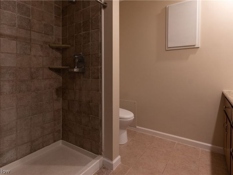 18251 Glencreek Lane, Strongsville, OH 44136 Photo 13