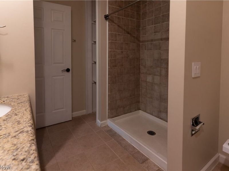 18251 Glencreek Lane, Strongsville, OH 44136 Photo 14