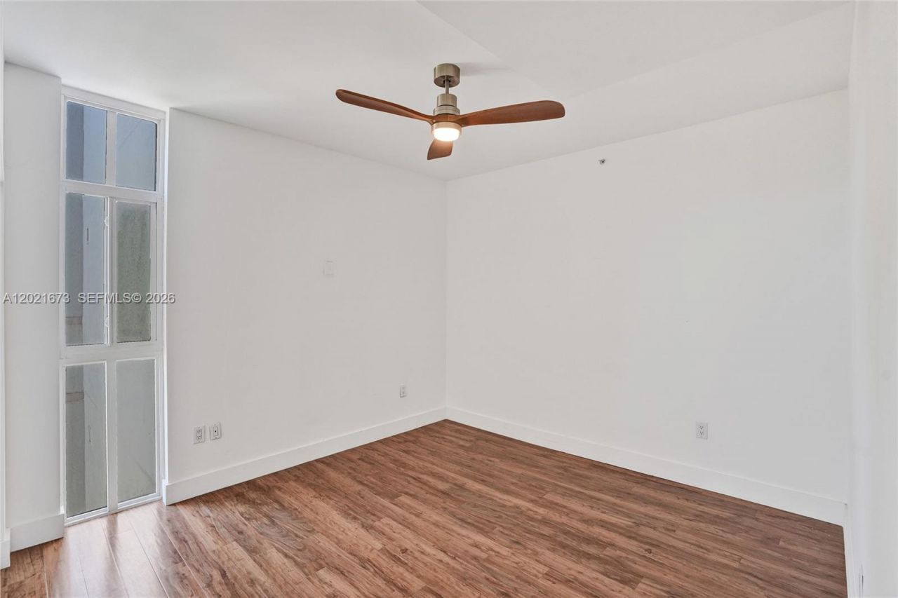 9725 NW 52nd St , Unit 406, Doral, FL 33178 Photo