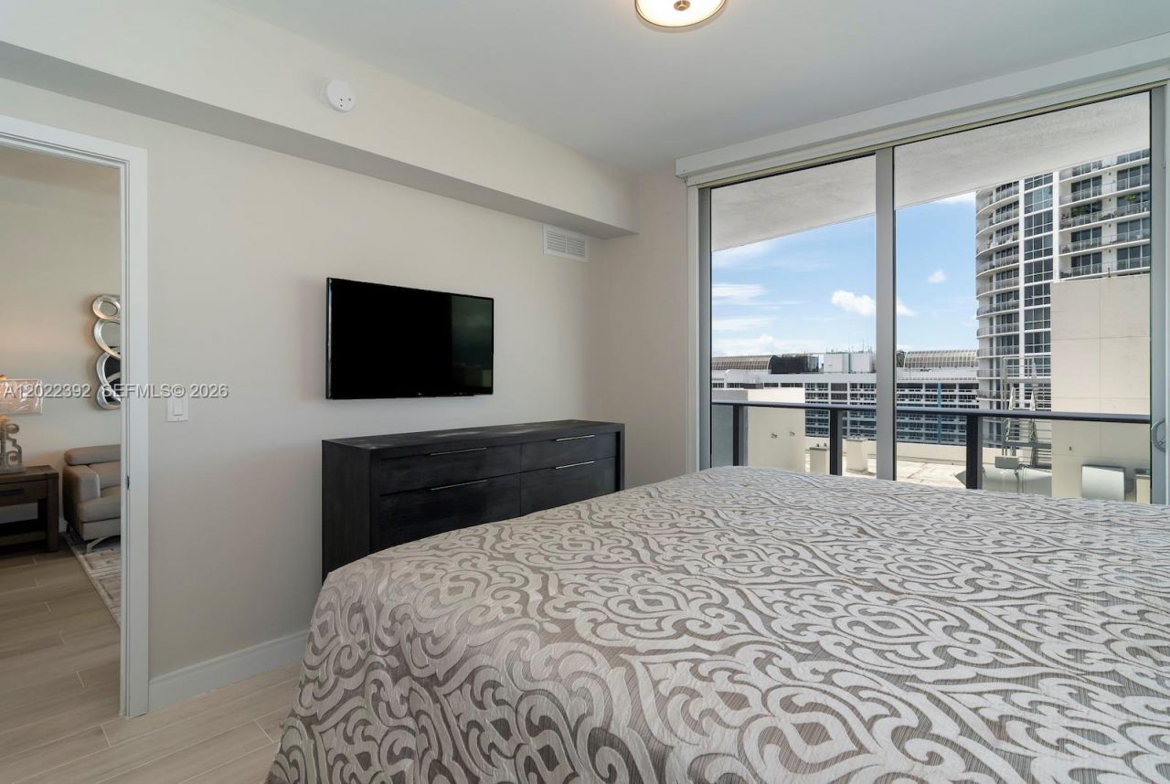 488 NE 18th St , Unit 3608, Miami, FL 33132 Photo
