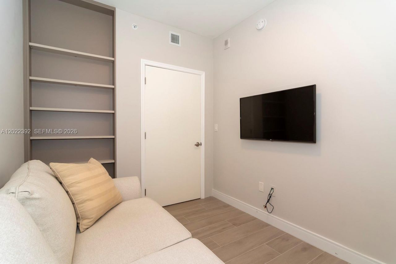 488 NE 18th St , Unit 3608, Miami, FL 33132 Photo