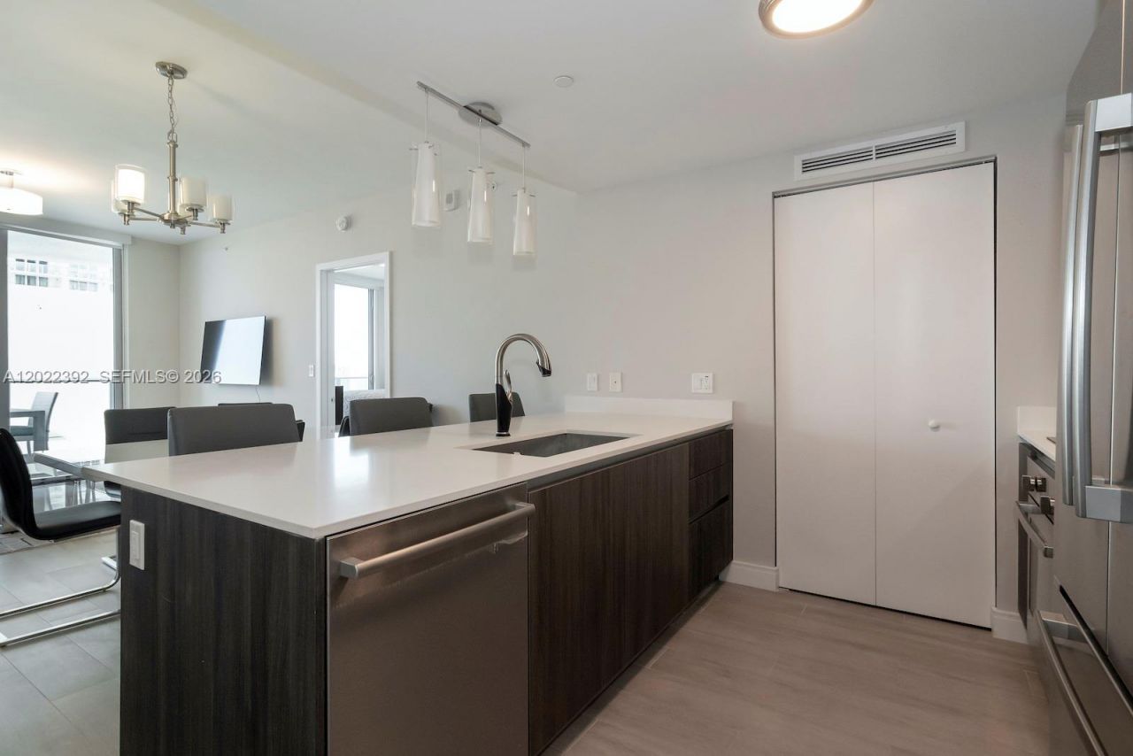488 NE 18th St , Unit 3608, Miami, FL 33132 Photo