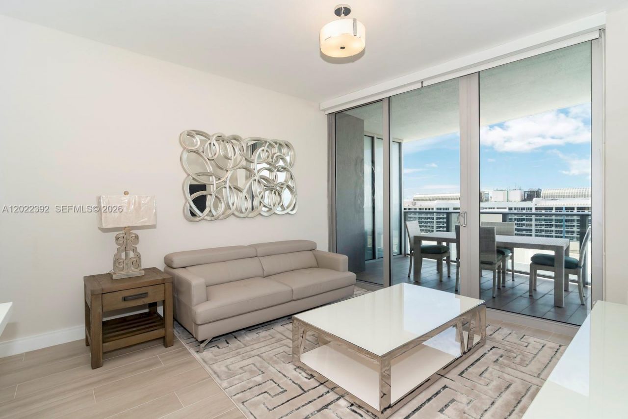 488 NE 18th St , Unit 3608, Miami, FL 33132 Photo
