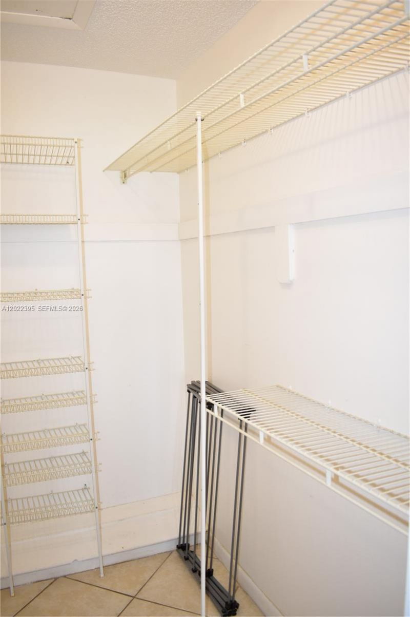 8861 Sunrise Lakes Blvd, Unit 305, Sunrise, FL 33322 Photo