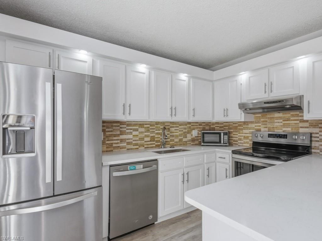 5247 Cedarbend Dr, Unit 2, Fort Myers, FL 33919 Photo