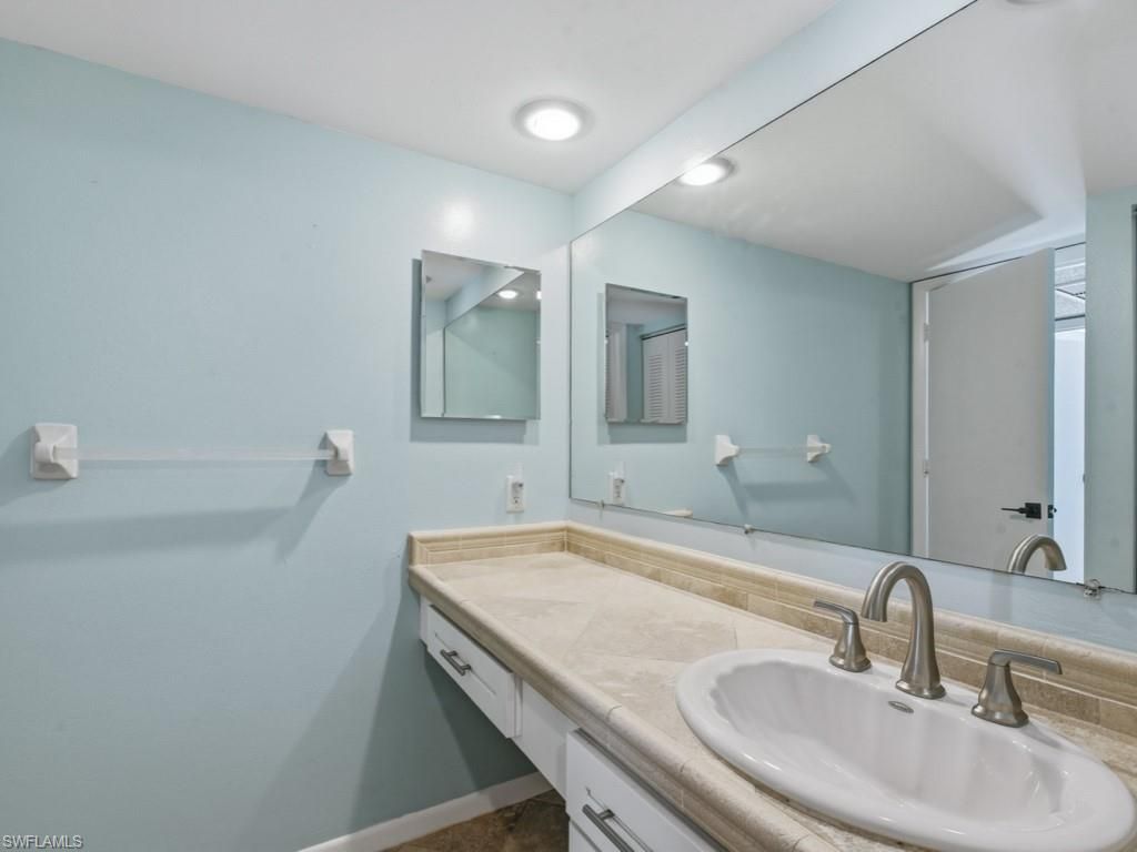 5247 Cedarbend Dr, Unit 2, Fort Myers, FL 33919 Photo