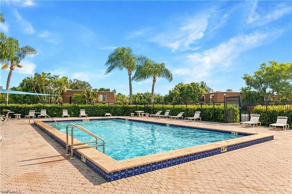 5247 Cedarbend Dr, Unit 2, Fort Myers, FL 33919 Photo