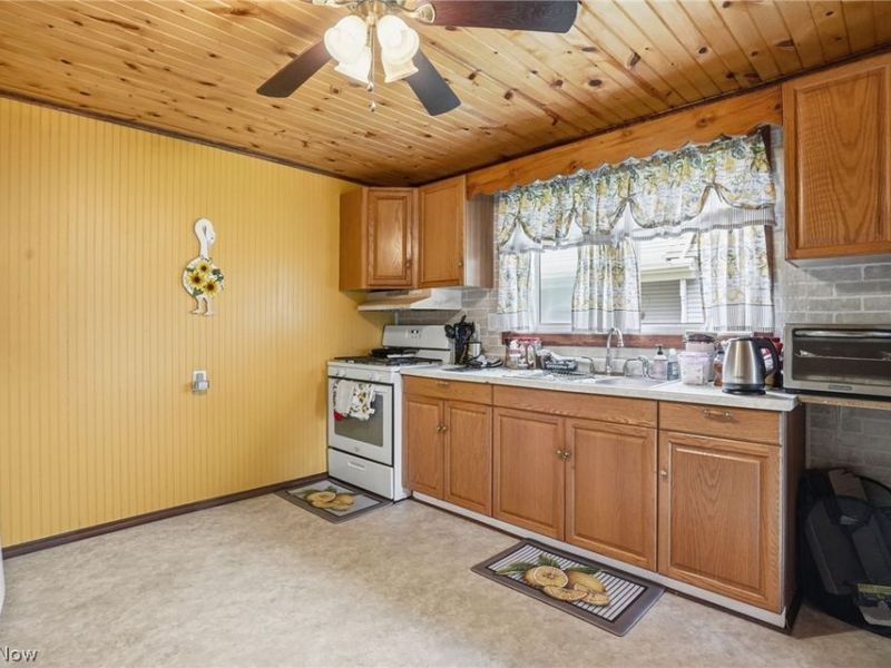 472 Gray Street, Zanesville, OH 43701 Photo 21