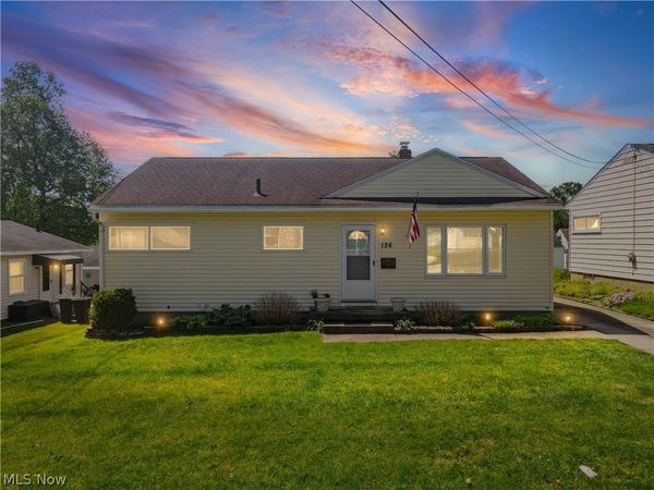 126 Clinton Avenue , Akron, OH 44301