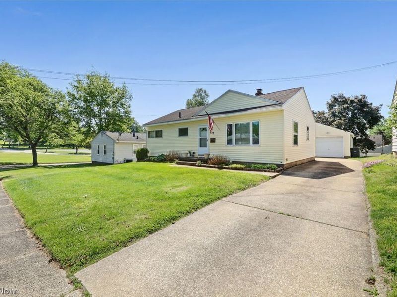 126 Clinton Avenue, Akron, OH 44301 Photo 4