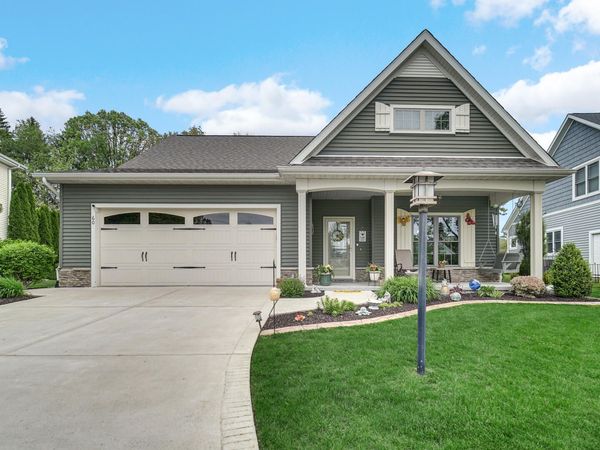 60 N Prairie Parkway , Valparaiso, IN 46385