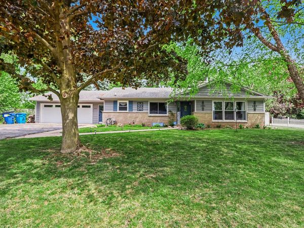 4512 Croyden Avenue, Kalamazoo, MI 49006