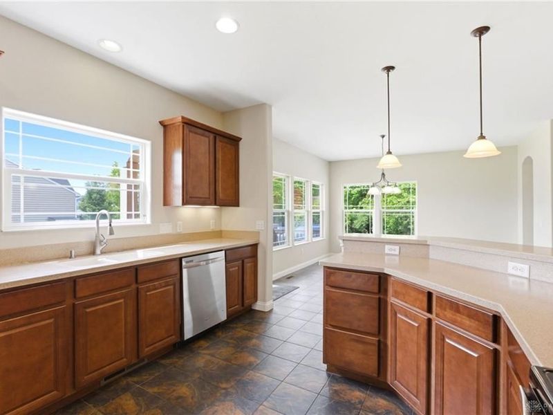 6604 Crabtree Lane, Huber Heights, OH 45424 Photo 18