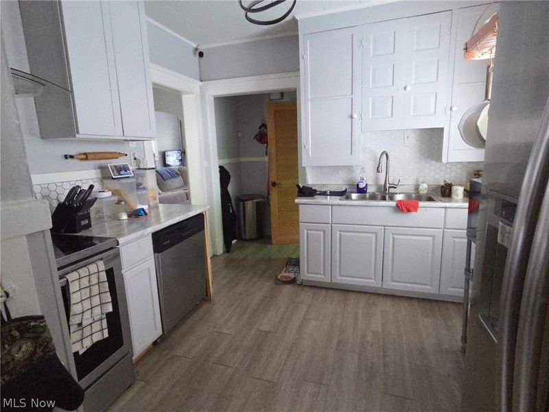 7808 Connecticut Avenue, Cleveland, OH 44105 Photo 12