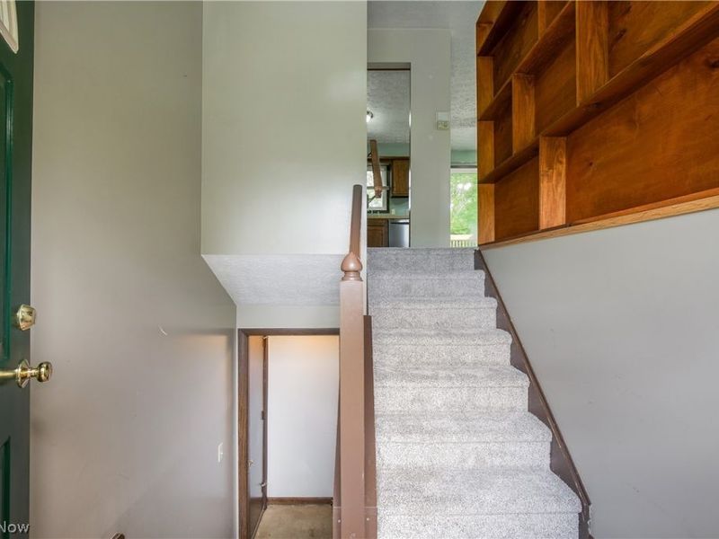1425 Galaxy Drive, Mogadore, OH 44260 Photo 12