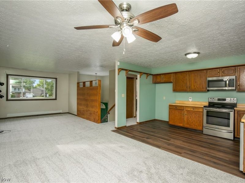 1425 Galaxy Drive, Mogadore, OH 44260 Photo 15