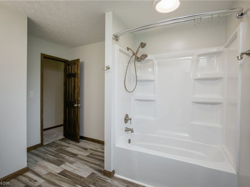 1425 Galaxy Drive, Mogadore, OH 44260 Photo 24