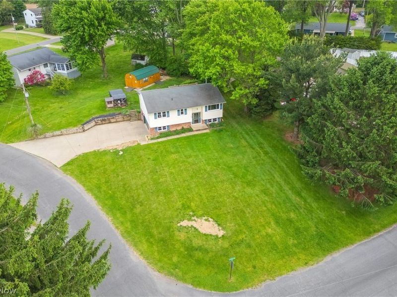 1425 Galaxy Drive, Mogadore, OH 44260 Photo 6
