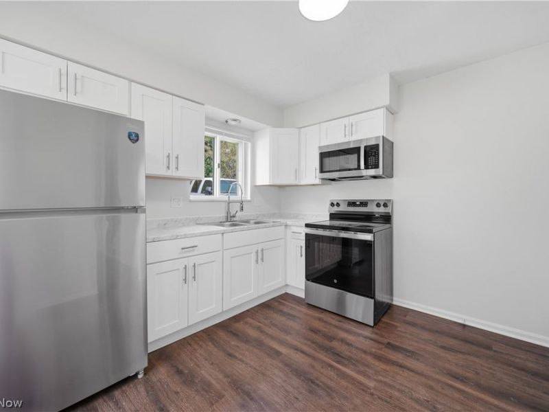 504 2nd Street NE, Massillon, OH 44646 Photo 7