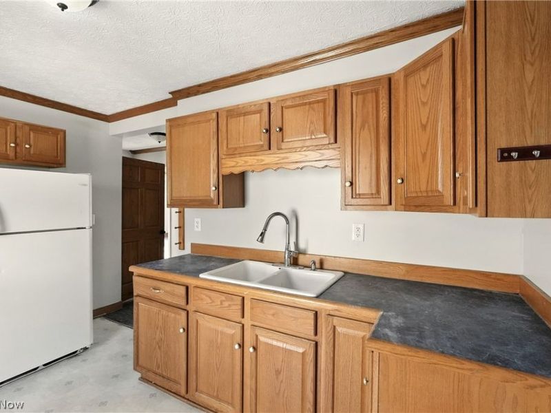 427 S Union Avenue, Alliance, OH 44601 Photo 33